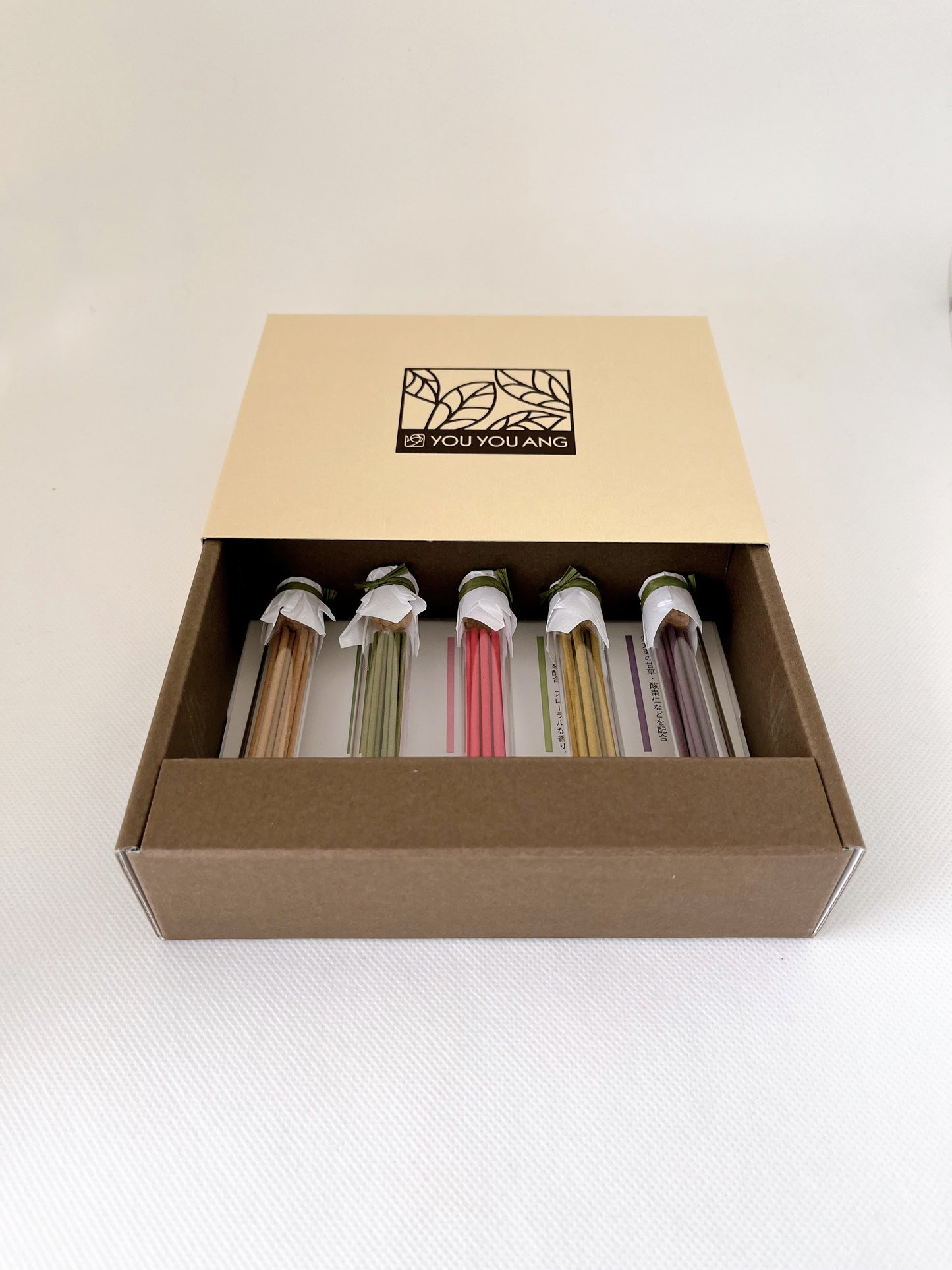 Coffret 5 Encens médicinaux et porte encens