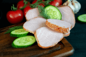 Salade de jambon de poulet au shio-koji par Momoko