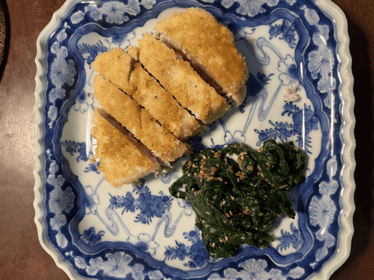 Maguro no panko-yaki, tranches de thon frais panées au panko japonais et frites, recette croustillante par Momoko