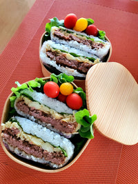 Onigirazu : des Onigiri façon sandwich par Momoko