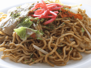 Nouilles sautées yakisoba classiques de Naoko