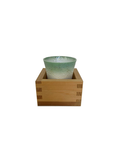 Verre à sake verte et blanche
