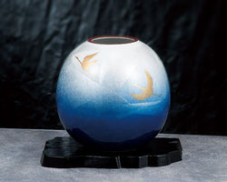 Vase japonais Kutani-yaki décor grues argentées ginsai